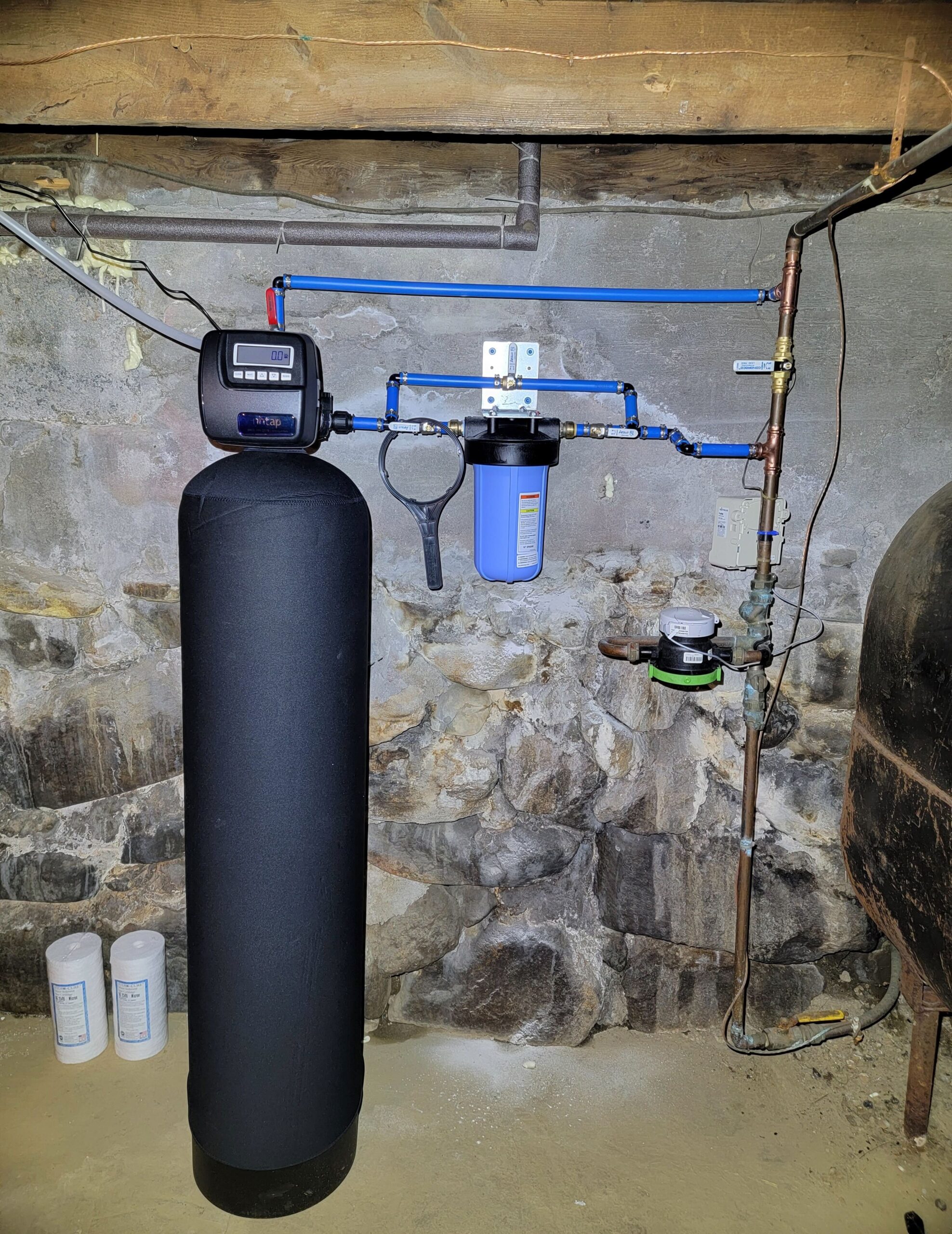 Mainframe whole house water filtration system in New Hampshire.